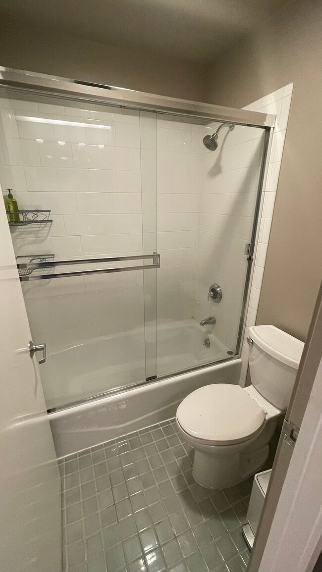 Building Photo - 190 15th St