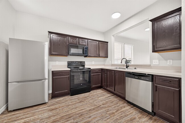 Building Photo - 16743 Libson Falls Dr