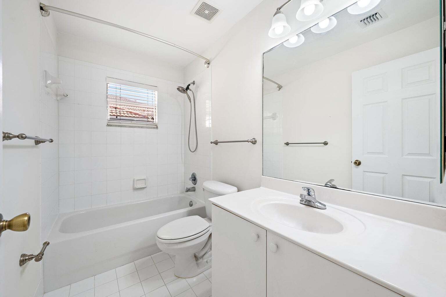 Building Photo - 9091 Villa Palma Ln