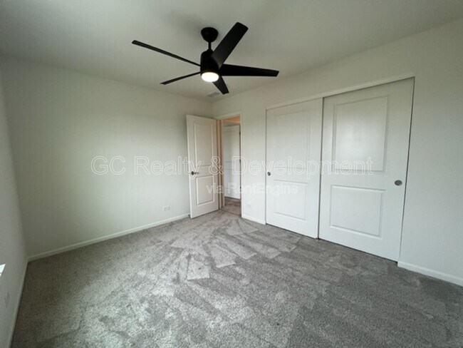 Building Photo - 594 Cimmaron Cir