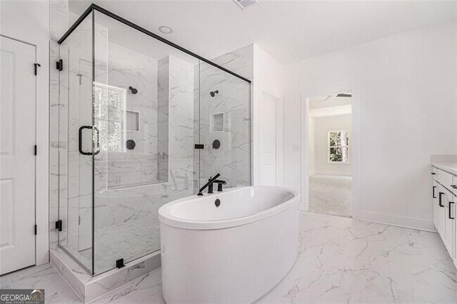 Building Photo - 7043 Foundry Dr