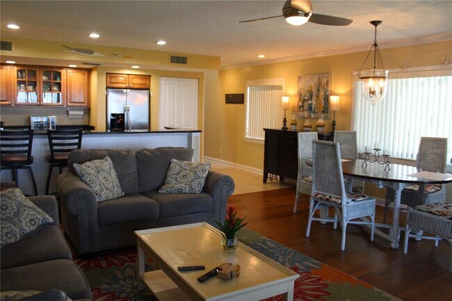 Building Photo - 335 Windrush Loop