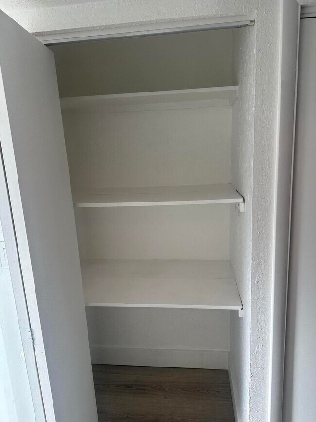 Building Photo - 3550 NW 104th Ave