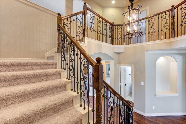 Building Photo - 28318 Wild Mustang Ln