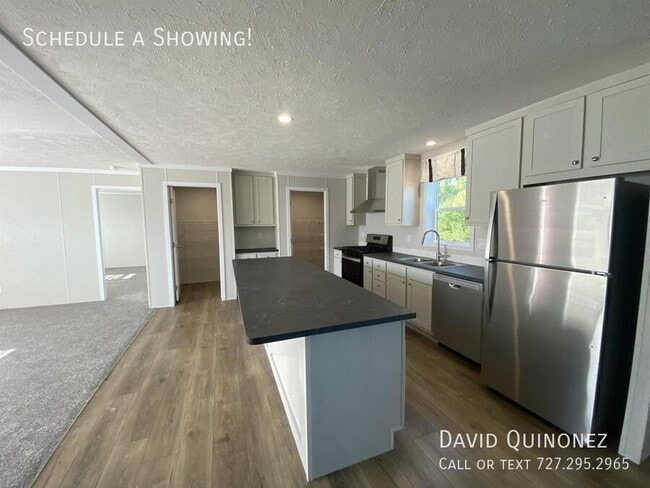 Building Photo - 113 Mitchell-