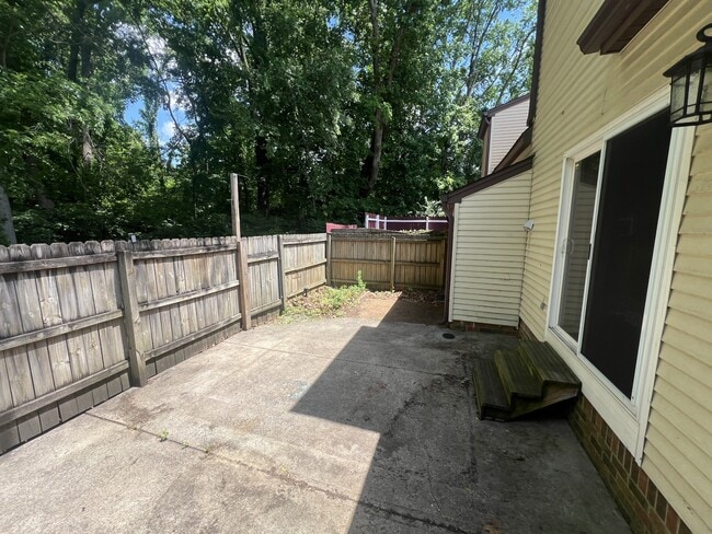 Building Photo - 1413 Quail Run