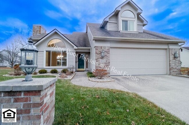 Building Photo - 8218 Fountainhead Dr