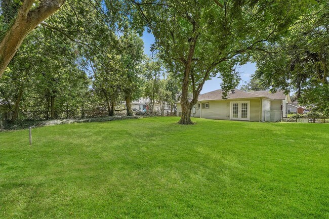 Building Photo - 4815 Arvilla Ln