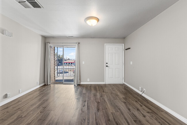 Building Photo - 6163 S 1300 E