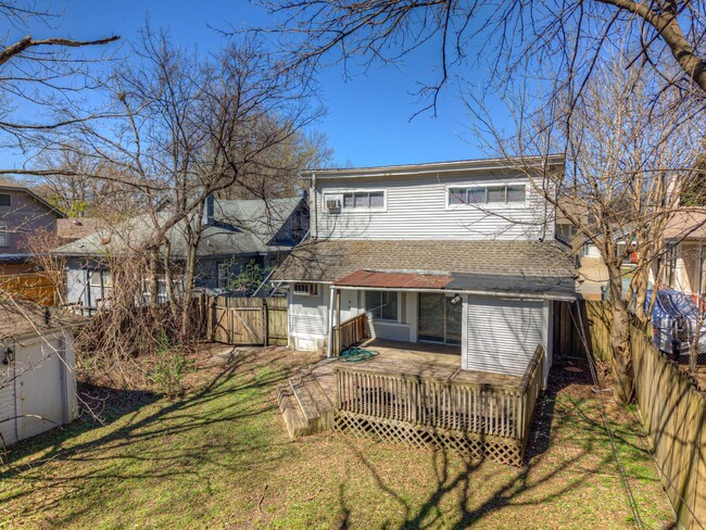 Building Photo - Rent reduced! Move-in special - 1/2 off Fi...