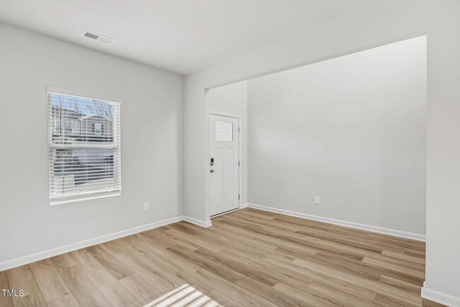 Building Photo - 314 White Birch Ln