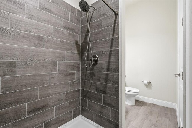 Building Photo - 3800 Empire Cv