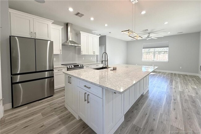 Building Photo - 13305 79th St