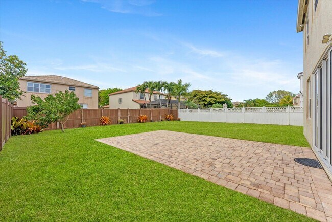 Building Photo - 9825 Scribner Ln