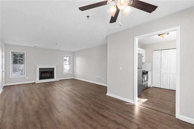 Building Photo - 295 E Burns Ct SW