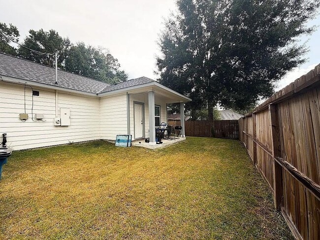 Building Photo - 16713 E Forrestal St