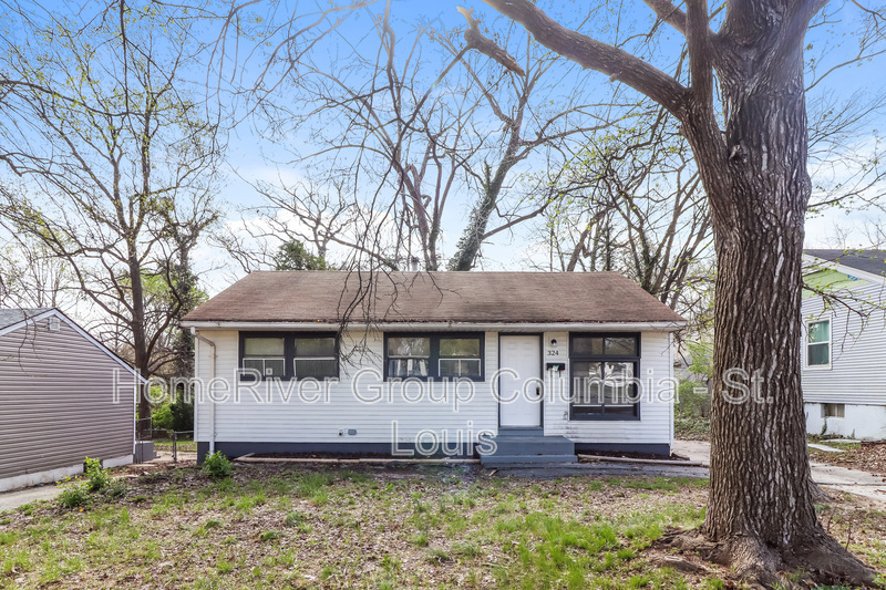 Primary Photo - 324 Cameron Rd