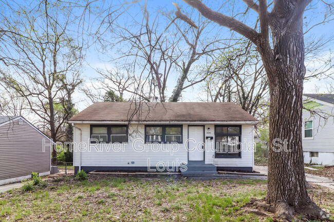 Building Photo - 324 Cameron Rd