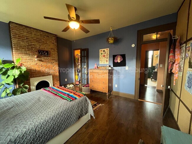 Building Photo - 297 42nd St