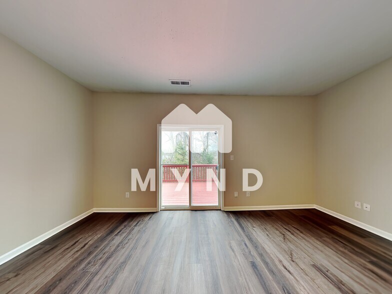 Building Photo - 2428 Apple Tree Ln