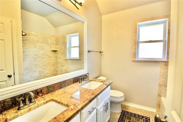 Building Photo - 7712 Bridlewood Ct