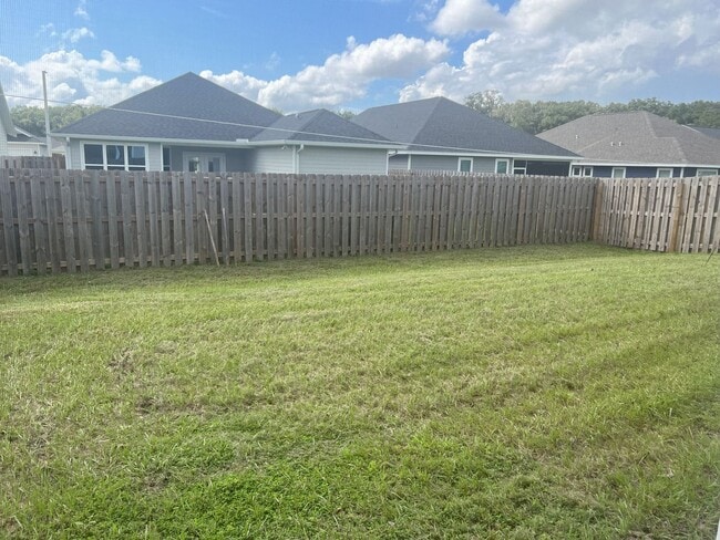 Building Photo - Savannah Station 3 Bedroom 2 Bath