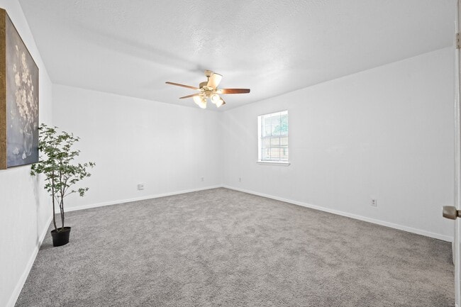 Building Photo - 4156 Belle Park Dr