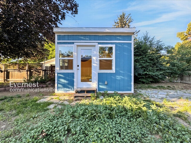 Building Photo - 4886 Osceola St