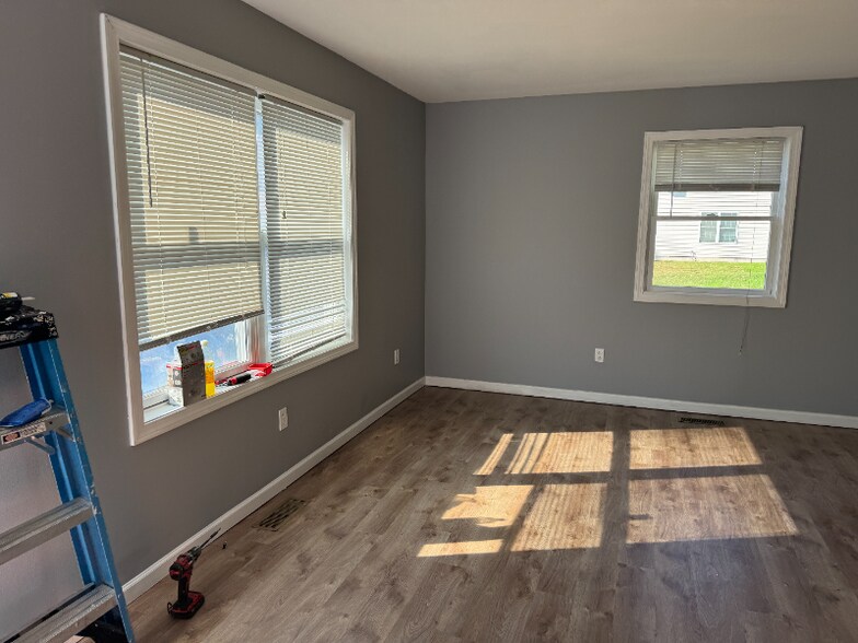 Building Photo - 183 Prospect St