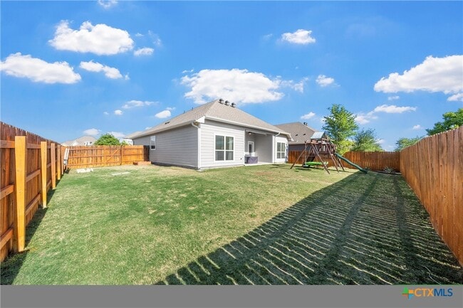 Building Photo - 5302 Lancaster Dr