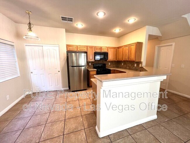 Building Photo - 8809 Horizon Wind Ave