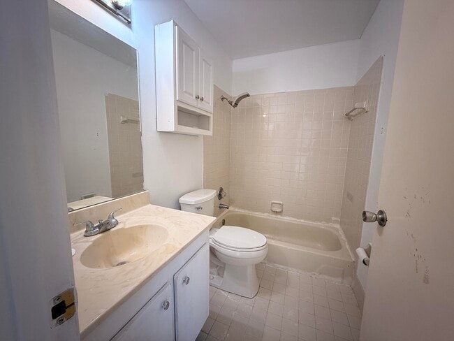 Building Photo - 9159 SW 22nd St