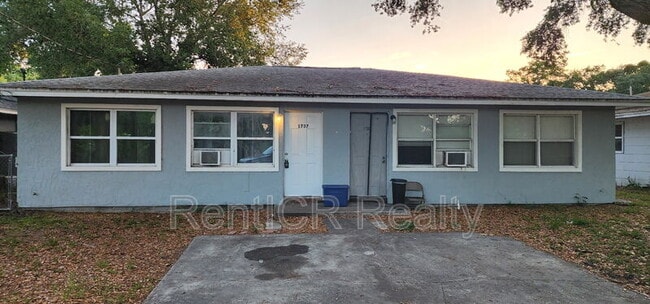 Primary Photo - 1737 Overbrook Ave