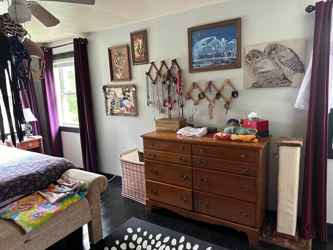 Building Photo - 818/820 Platt Street