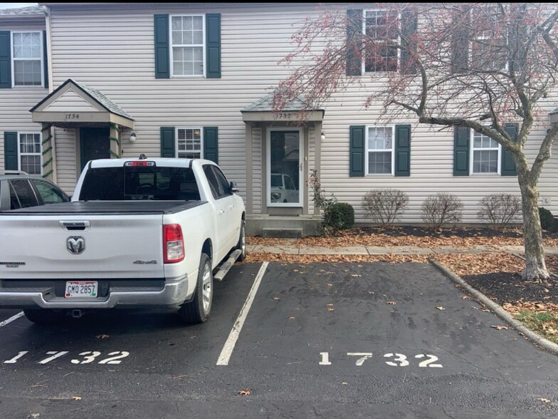Building Photo - 1732 Ridgebury Dr