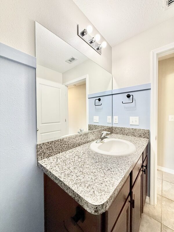 Building Photo - 17134 White Mangrove Dr