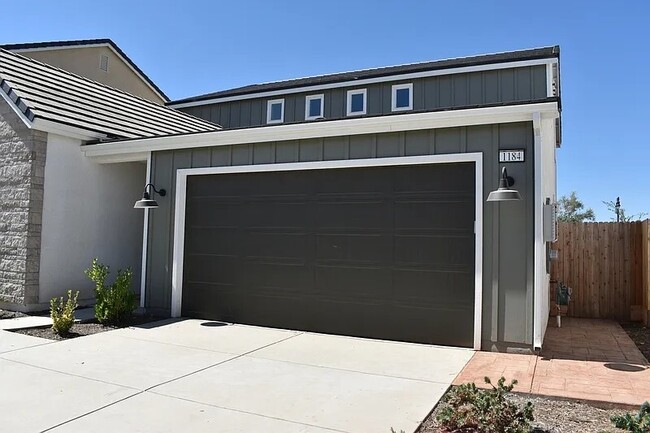 Building Photo - 1184 Atlantica Dr S