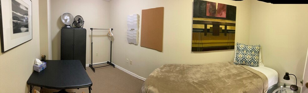 fourth bedroom - 302 E Uintah St