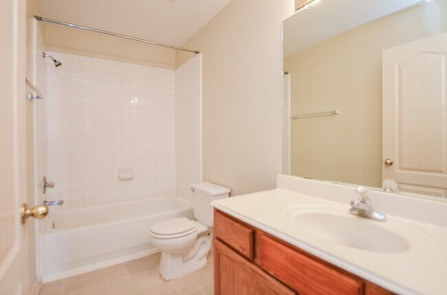 Building Photo - 21210 Woodland Green Dr