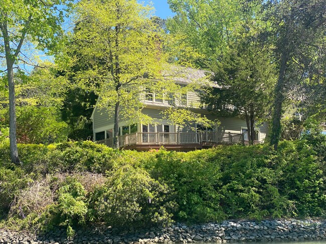 Building Photo - 44 Muirfield Ct