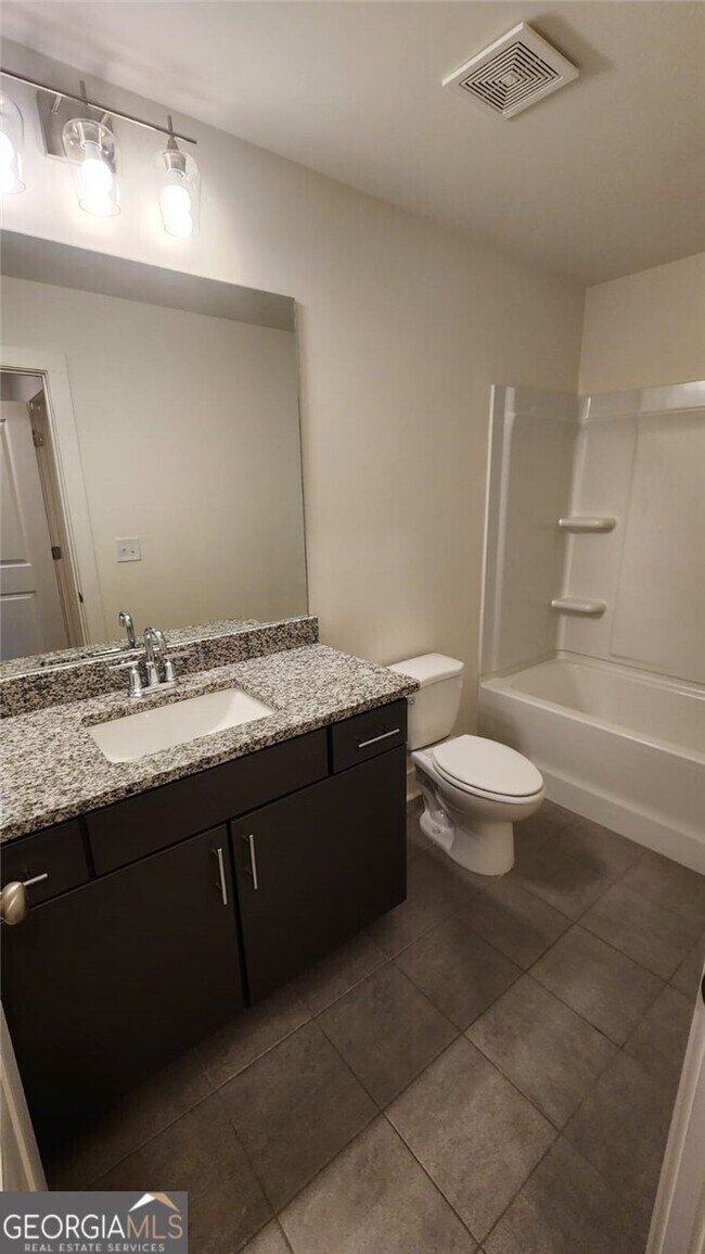 Building Photo - 300 Auburn Valley Wy