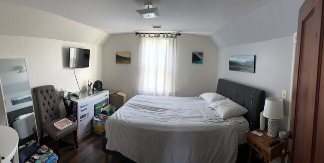 Building Photo - 1109 Townsend Ave