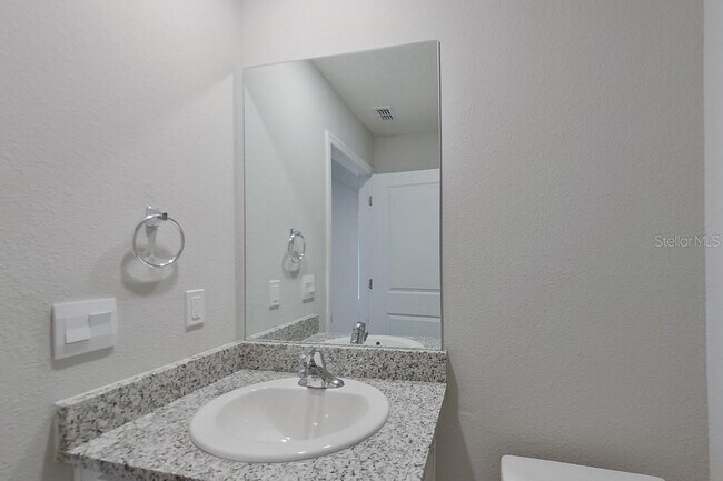 Building Photo - 4397 SW 85 Ln