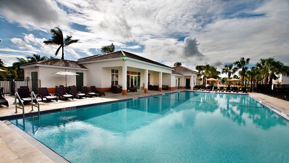 Orchid Grove Townhomes 250 SW 6th Pl Pompano Beach FL 33060