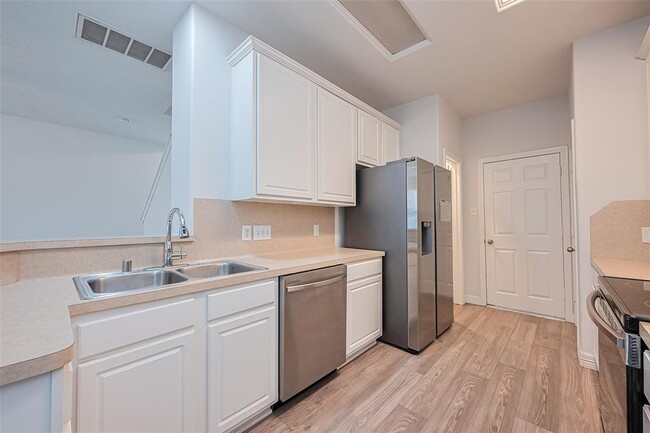 Building Photo - 119 Gallery Cove Ct