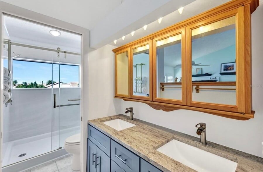 Building Photo - 25188 Marion Ave