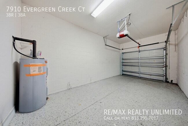 Building Photo - 7910 Evergreen Creek Ct