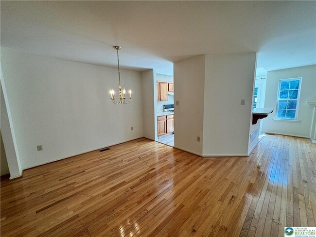 Building Photo - 4142 Huckleberry Dr