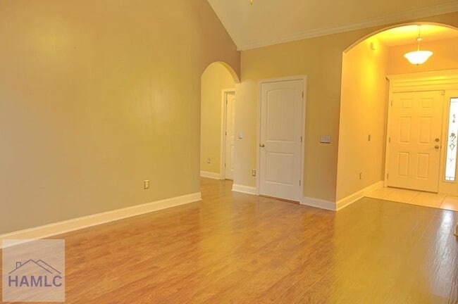 Building Photo - 1206 Peacock Trail