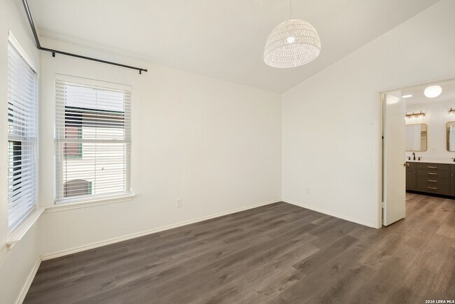 Building Photo - 9135 Jean Verte